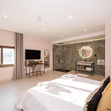 Viewpoint Boutique Living Xlendi