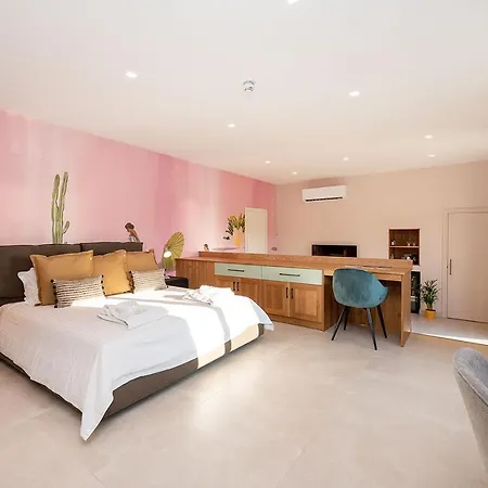 Viewpoint Boutique Living 4* Xlendi