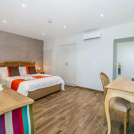 Viewpoint Boutique Living Xlendi