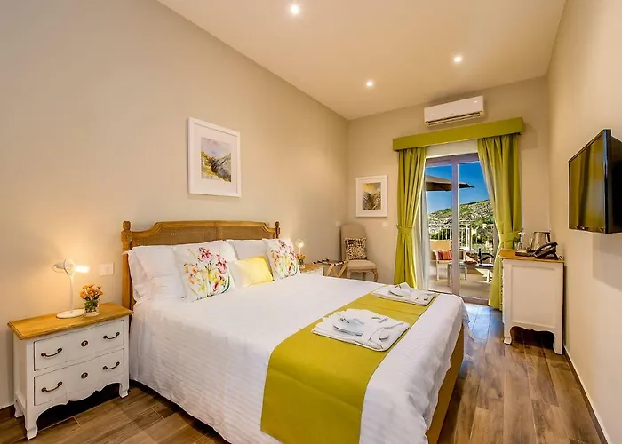 Viewpoint Boutique Living