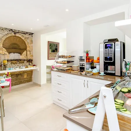 Viewpoint Boutique Living Xlendi