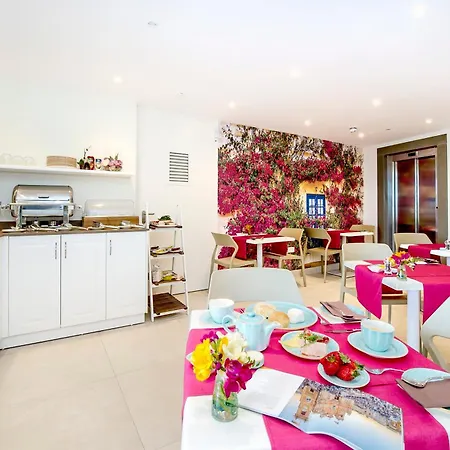 Viewpoint Boutique Living