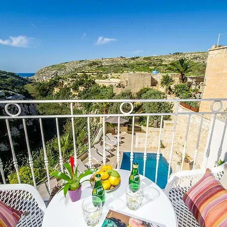 Viewpoint Boutique Living 3*