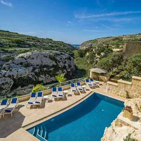 Viewpoint Boutique Living Xlendi