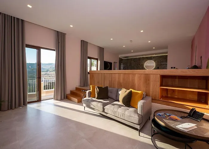 Viewpoint Boutique Living