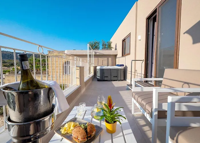 Viewpoint Boutique Living 4*