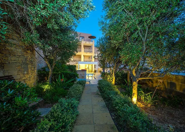 Viewpoint Boutique Living