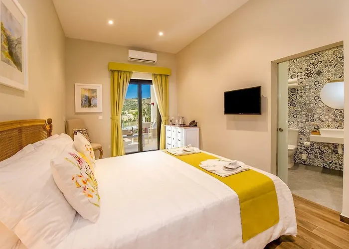 Viewpoint Boutique Living 4*