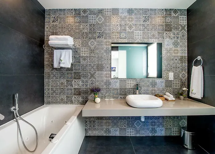 בית הארחה Viewpoint Boutique Living